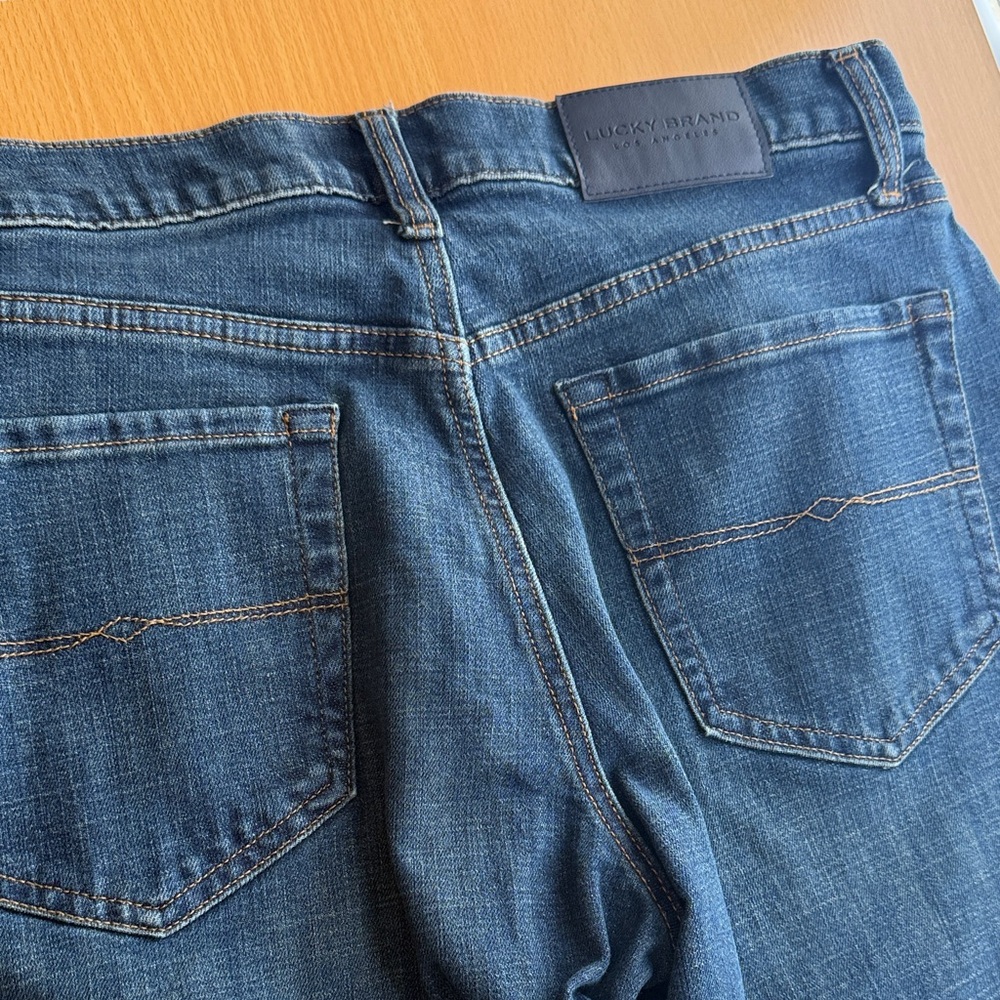 Lucky Brand Men's Dark Blue Relaxed Jeans